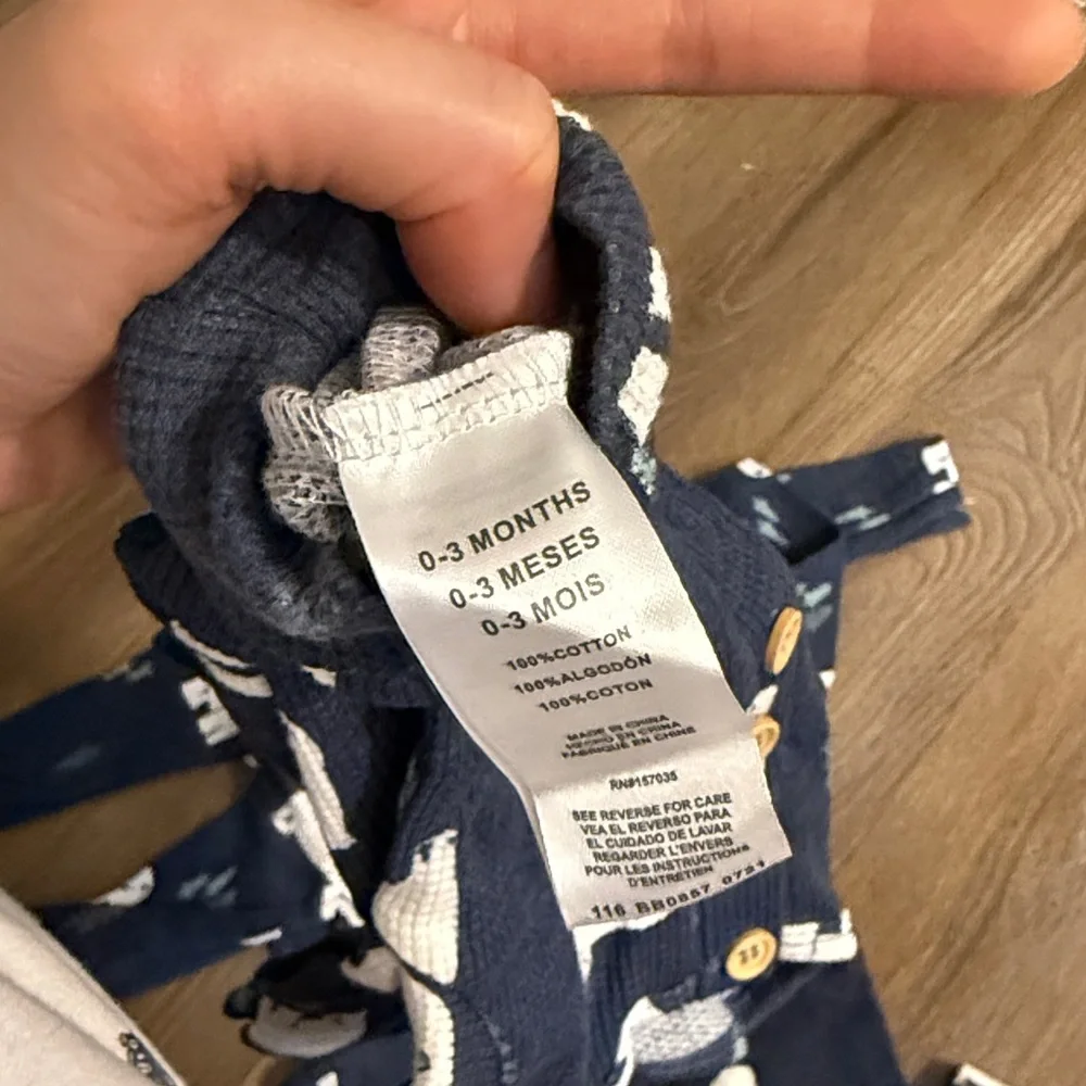 NWOT BLOOMIN BABY waffle knit cotton navy polar bear print romper